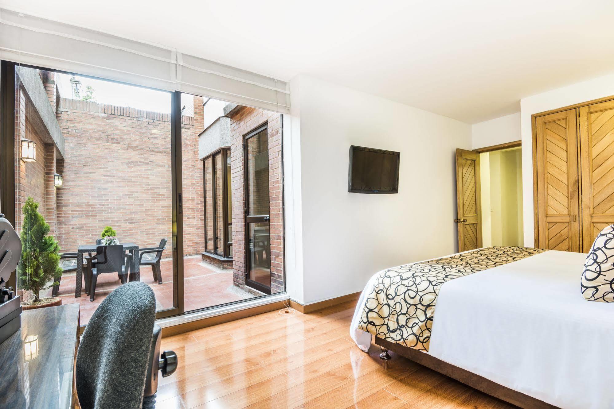 Travelers Fontana Plaza Aparthotel Bogota Exterior photo